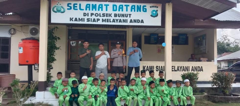 Polsek Bunut Dan Jajaran Polres Pelalawan Mendapatkan Kunjungan Dari Siswa â€“ Siswi Taman Kanak â€“ Kanak