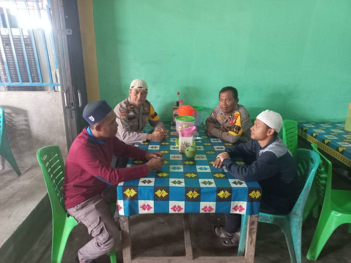 Polsek Pangkalan Lesung Gelar Jumat Curhat Bersama Masyarakat