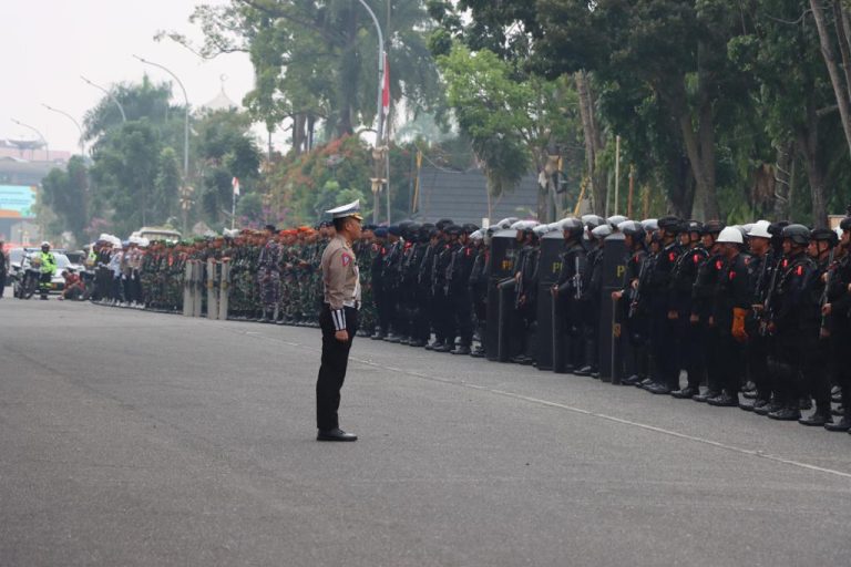 Kapolda Riau Irjen Pol Muhammad Iqbal Pimpin Gladi Resik Simulasi Sispamkota Dalam Pelaksanaan Pemilu 2024