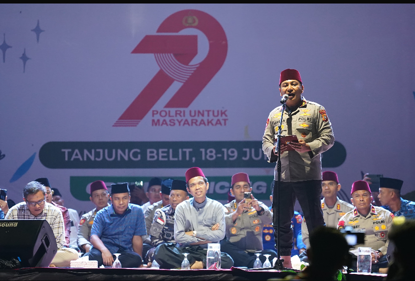 Polda Riau Gelar Bakti Religi dan Peduli Lingkungan di Tanjung Belit: UAS Sampaikan Pesan Mendalam tentang Menjaga Alam dan Amanah