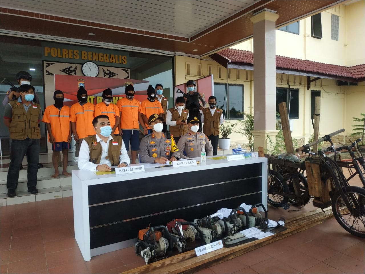 5 Terduga Perambah Hutan Kawasan HTP Desa Lubuk Gaung Diamankan Tim Gabungan Polres Bengkalis