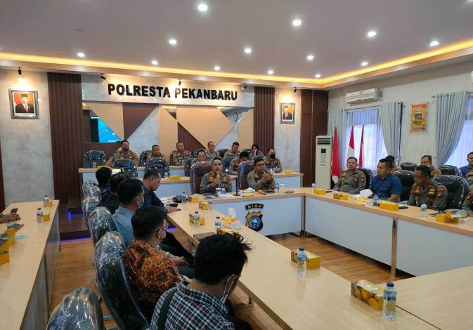 Amankan Natal dan Tahun Baru, Polisi Sebar Petugas di Seluruh Gereja Pekanbaru