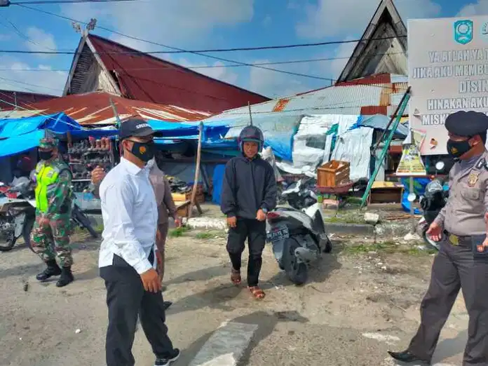 Tim Gabungan TNI, Polri dan SAT Pol PP Laksanakan Tindakan Yustisi Bagi Pelanggar Prokes 