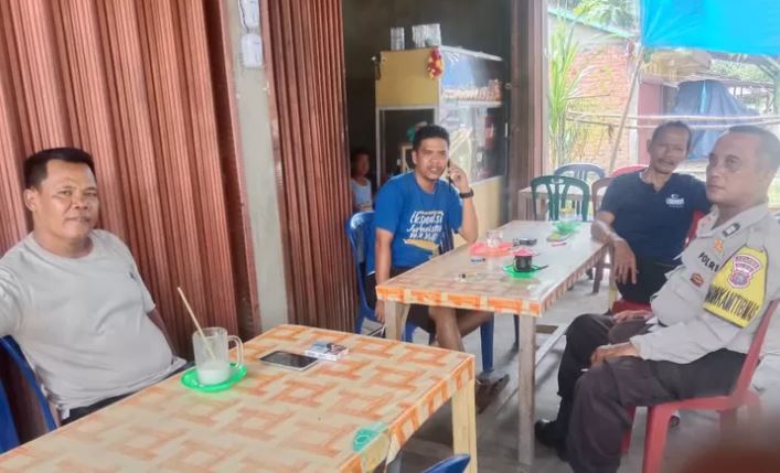 Tingkatkan Giat Sambang, Bhabinkamtibmas Sampaikan Pesan Cooling System