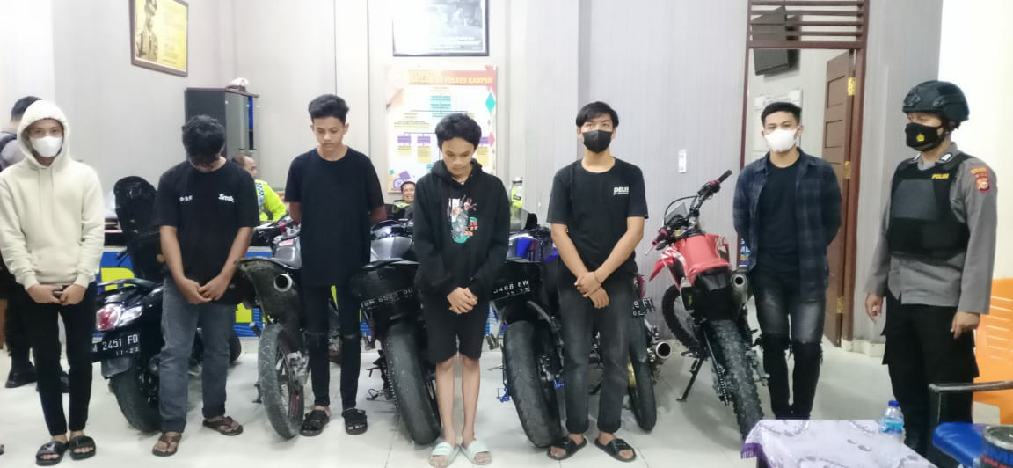Patroli di Malam Minggu, Tim TEMBAK Polres Kampar Sasar Para Pelaku Balap Liar