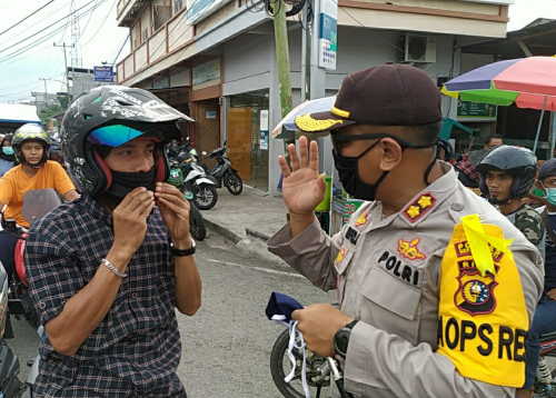 Polres Meranti Bagikan Ribuan Masker Kain kepada Jajarannya dan Masyarakat