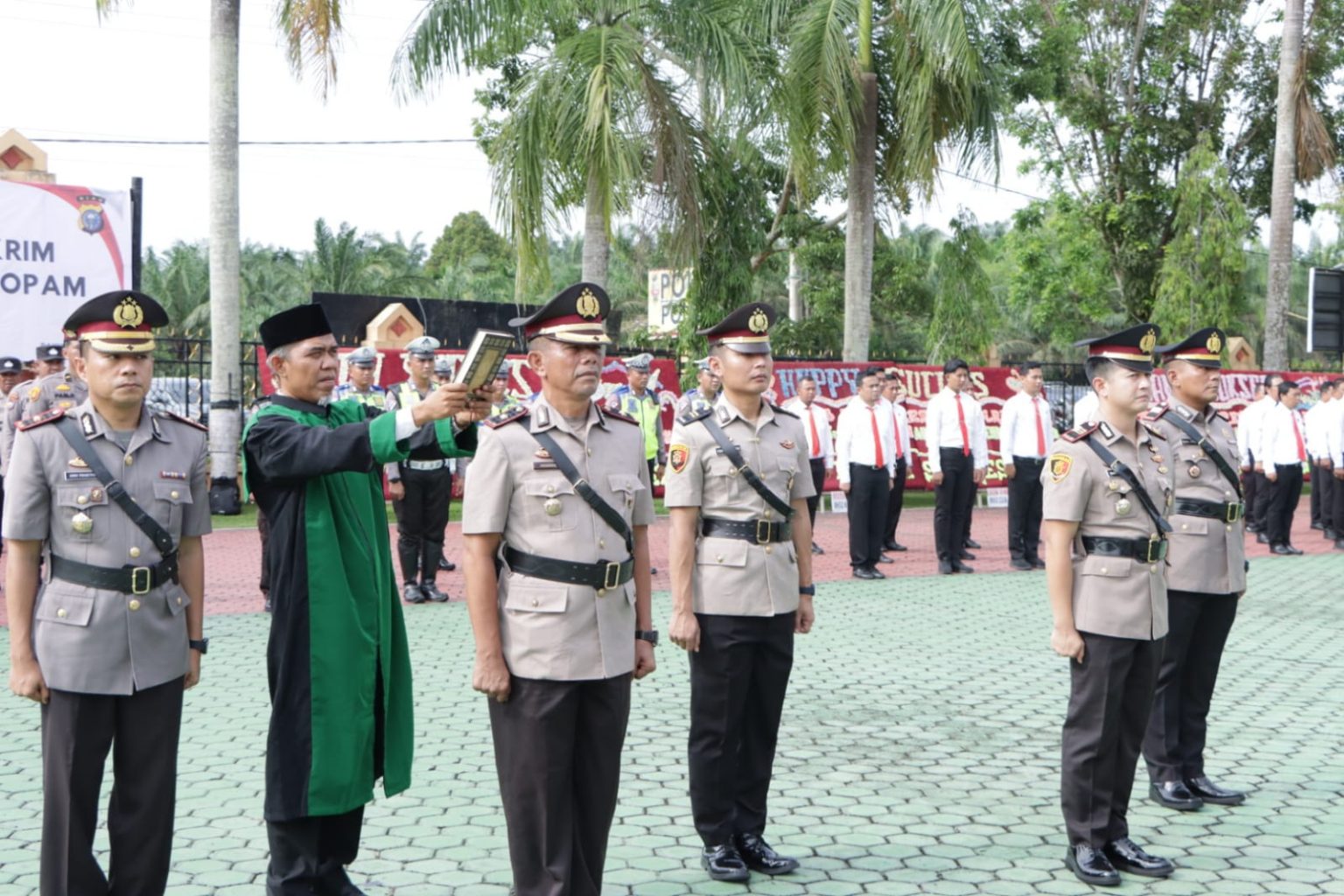 Kapolres Siak Pimpin Sertijab Kasat Reskrim, Kapolsek Tualang Serta Penyerahan Jabatan Kasi Propam