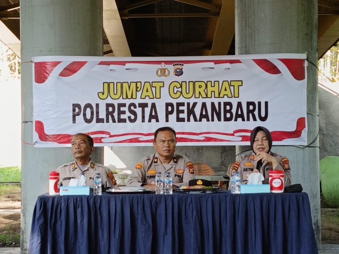 Polresta Pekanbaru Gelar Jumâ€™at Curhat di Wilayah Hukum Polsek Senapelan