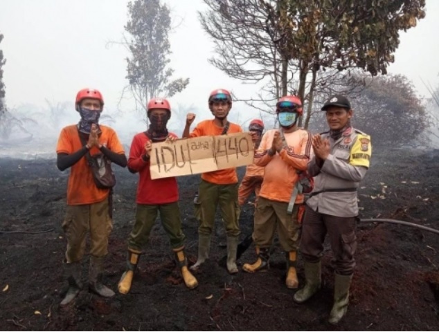 Saat Idul Adha 1440 H, Satgas Darat Ops Karhutla 2019 Berjibaku Padamkan Api di Bengkalis