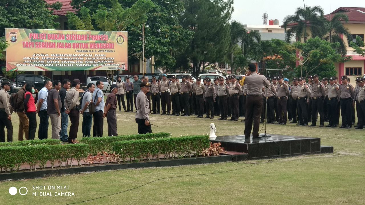 Polresta Pekanbaru Gelar Latihan Sispamkota di SPN Pekanbaru