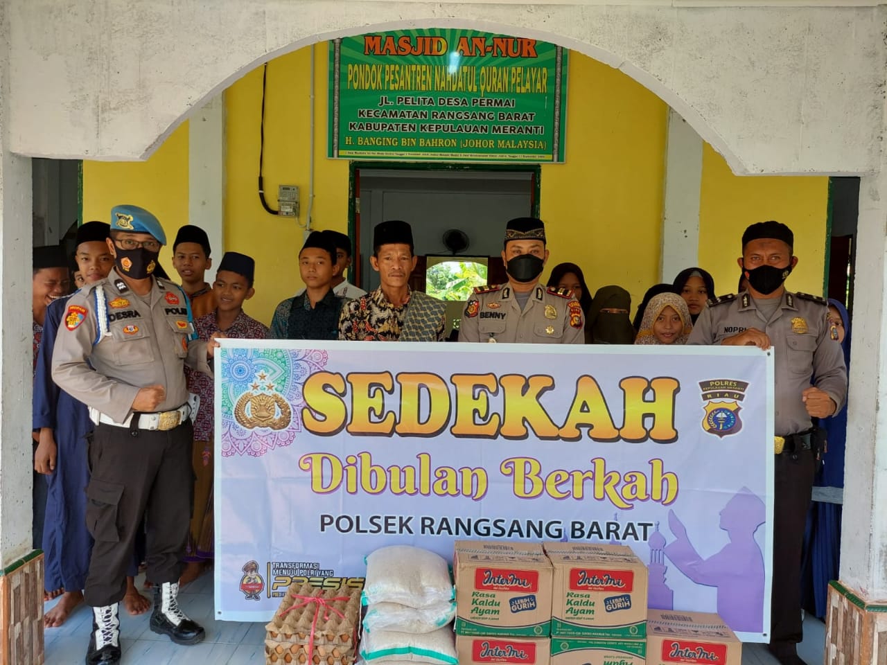 Polsek Rangsang Barat Sambangi Pondok Pesantren, Anak Yatim dan Kaum Dhuafa
