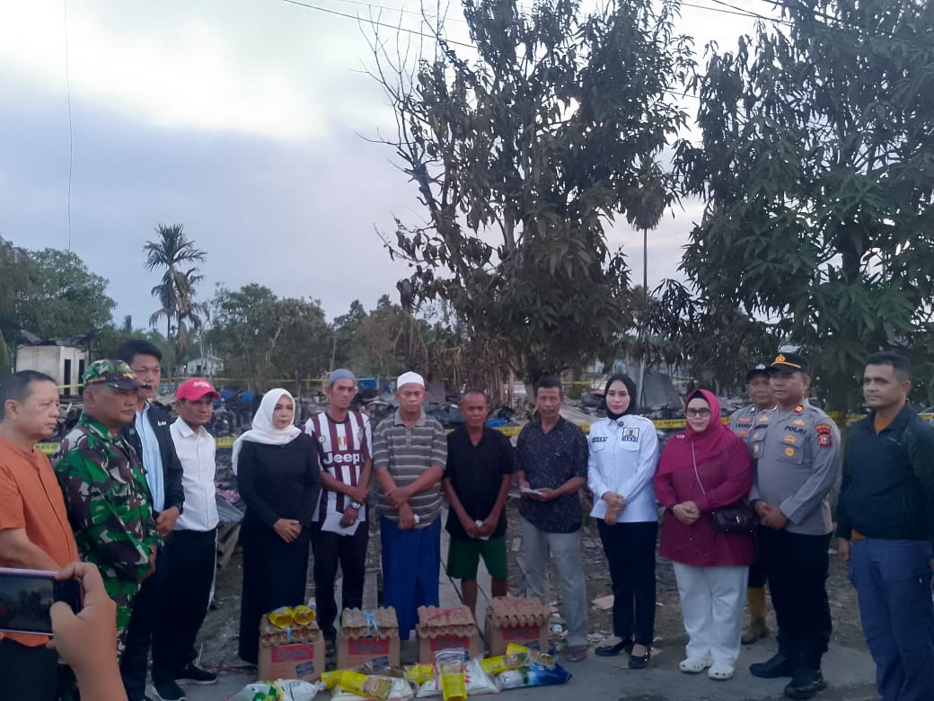 Forkopimcam Gaung Bergerak Cepat ke Lokasi Kebakaran di Desa Belantaraya