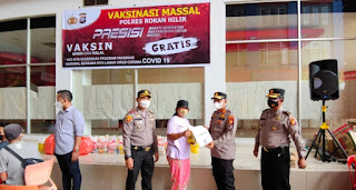 Kapolres Rohil Tinjau Vaksinasi Serentak Dibagan Sinembah