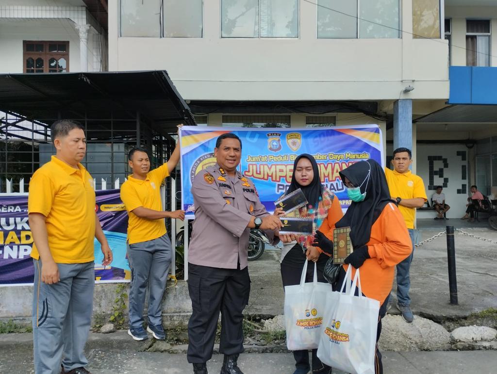 Jumat Berkah, Biro SDM Polda Riau Gelar Jumpe Romansa Dengan Sasaran Pasukan Kuning