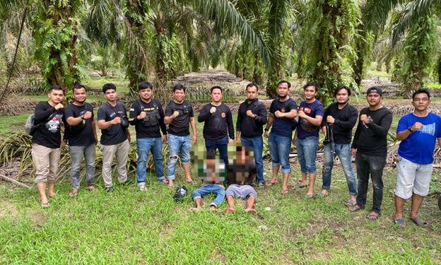 Sembunyi di Kebun, Dua Pelaku Pengeroyokan Berhasil Diamankan Resmob Polres Inhil