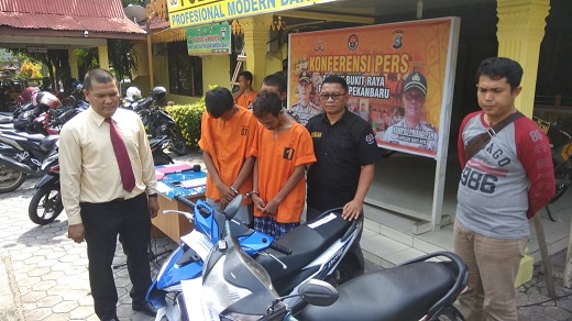 Tim Opsnal Polsek Bukit Raya Bekuk Jambret Spesialis Handphone