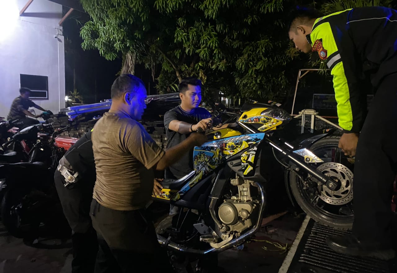 Aksi Balap Liar, Polres Inhu Amankan 8 Unit Sepeda Motor