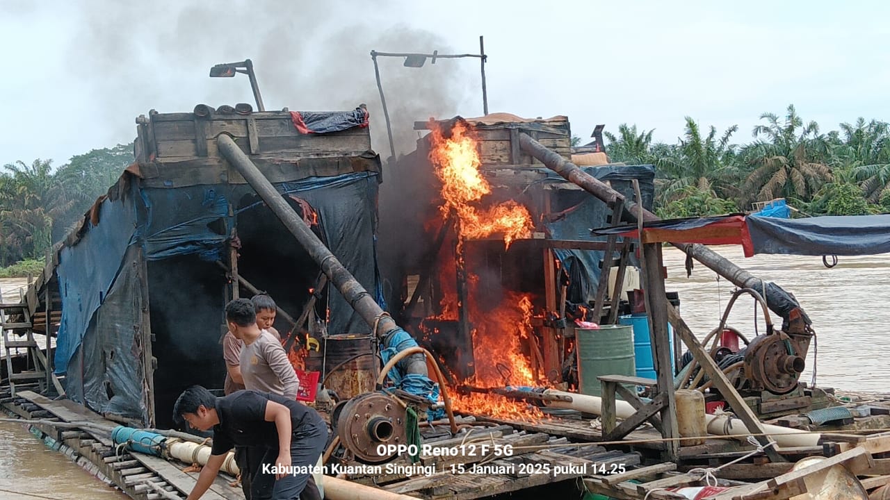 Polsek Singingi Hilir Tertibkan 18 Unit PETI di Pulau Buaya Aliran Sungai Singingi