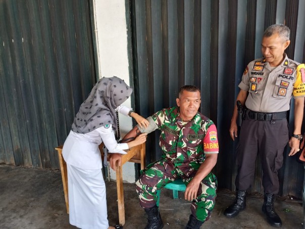 Personil Pam PPK Melakasanakan Pengecekan Kesehatan Oleh Polres Kuansing