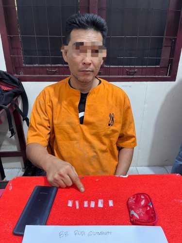Polsek Tembilahan Hulu Bekuk Pengedar Shabu di Wisma Inhil, Barang Bukti dan Tersangka Diamankan
