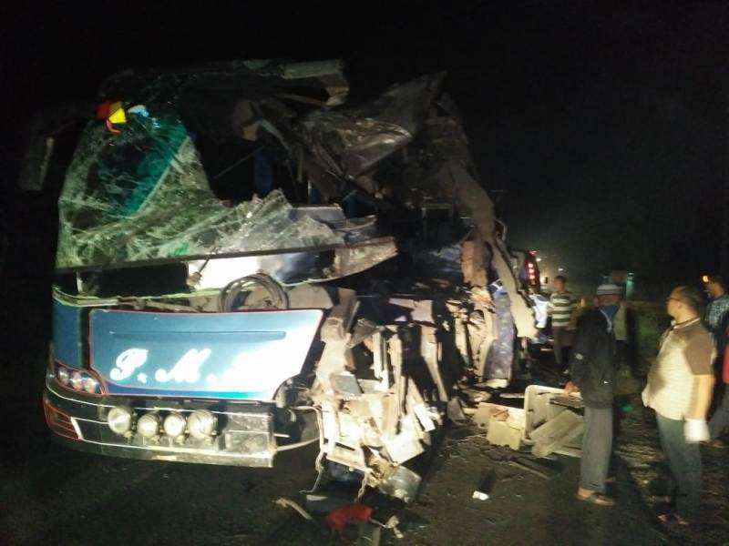 Lakalantas Maut Bus PMH Dengan Truk Tronton, 6 Korban Meninggal Dunia