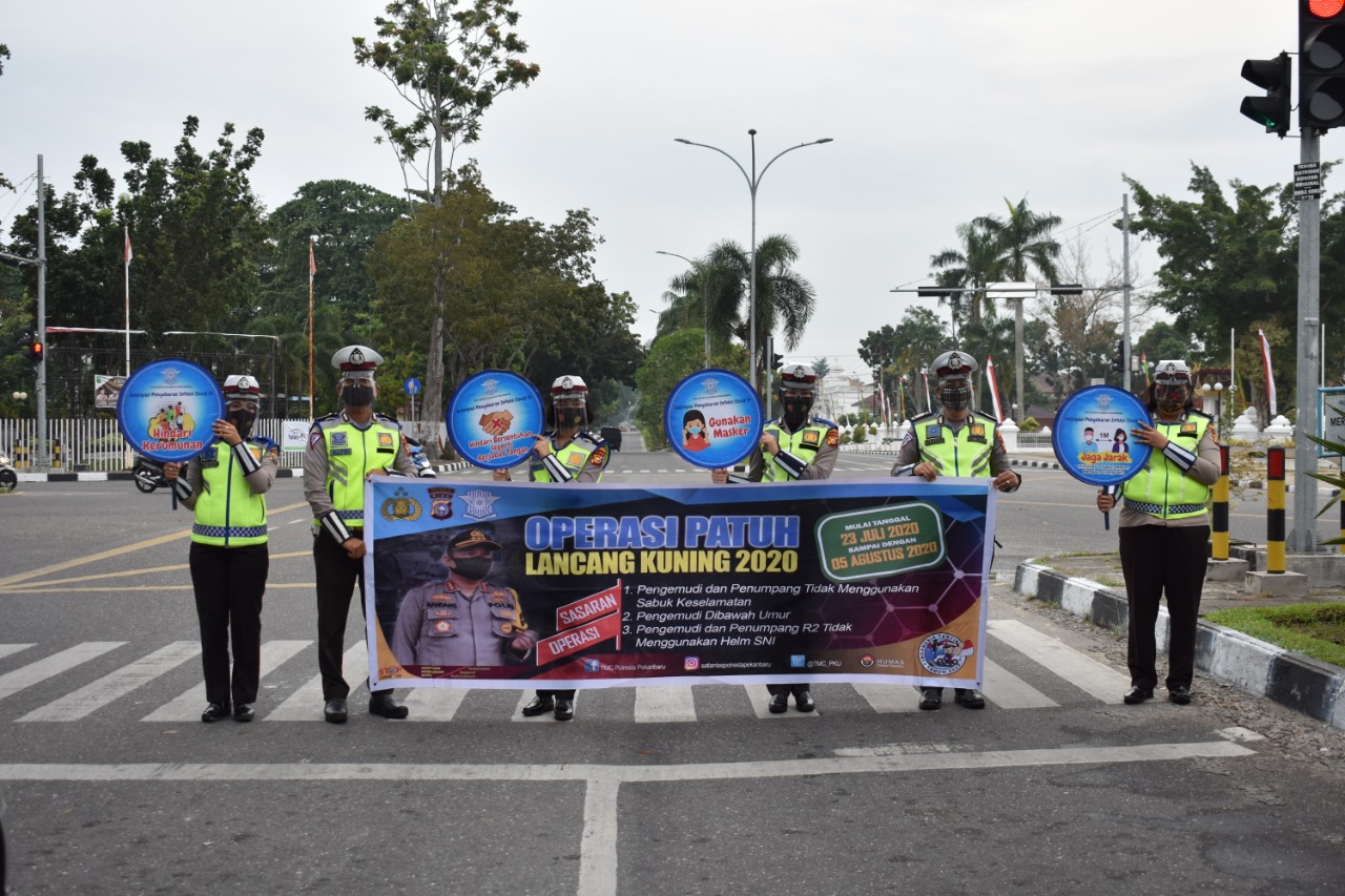 966 Pelanggar Terjaring, Satlantas Himbau Pengendara Patuhi Peraturan Lalu Lintas Dan Protokol Keseh