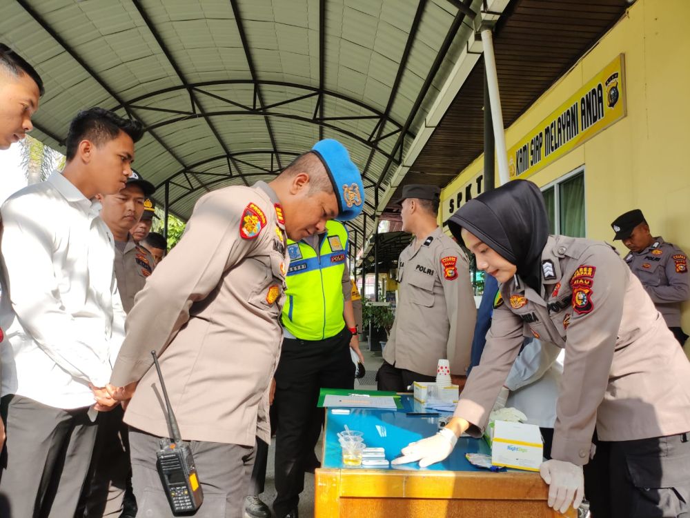 Polres Kampar Tes Urine Seluruh Personel, Jelang Pemilu 2024