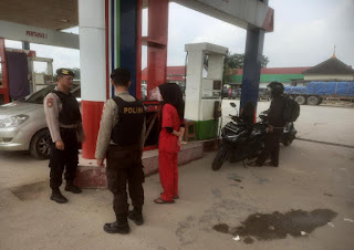 Sisir Sejumlah SPBU, Polsek Pangkalan Kerinci Patroli Kamtibmas