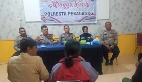 Minggu Kasih Polresta Pekanbaru di Polsek Binawidya