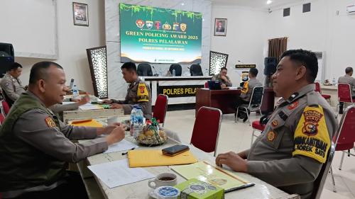 Tim Polda Riau Lakukan Penilaian Green Policing terhadap Bhabinkamtibmas Polres Pelalawan.
